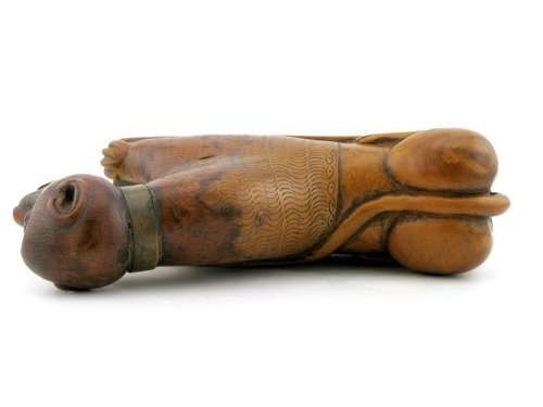 18th Century Boxwood Novelty Snuff Box of A Comical Monkey/Dog