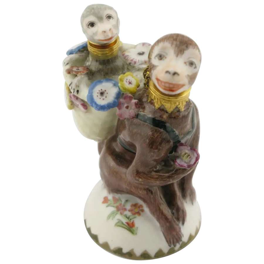 C.1760, Chelsea porcelain monkeys double scent bottle