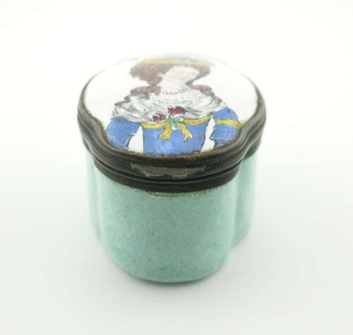19th century Samson enamel snuff box Queen Charlotte