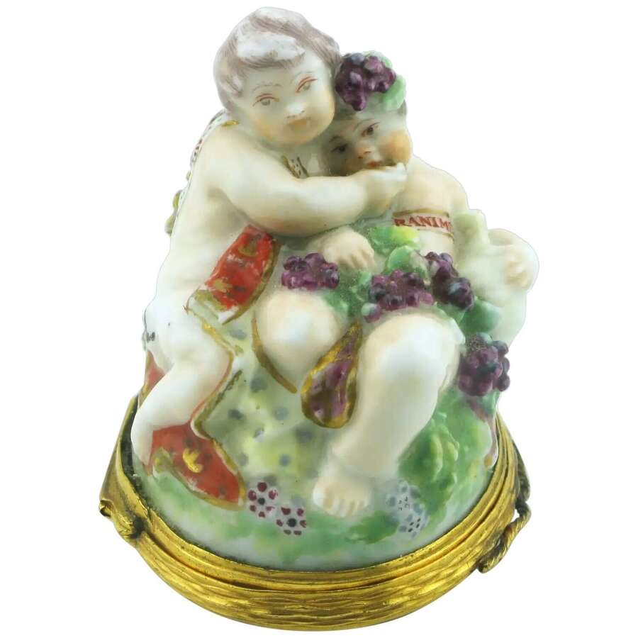 Rare 18th century Chelsea porcelain bonbonniere Cupid and Bacchus