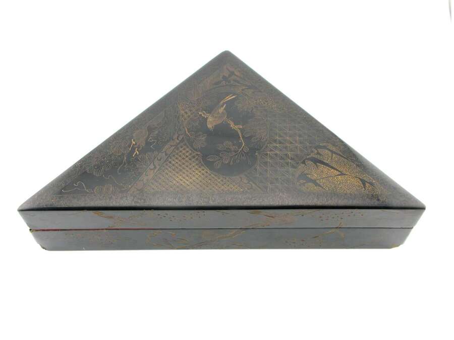 Unusual Japanese Edo period lacquer box