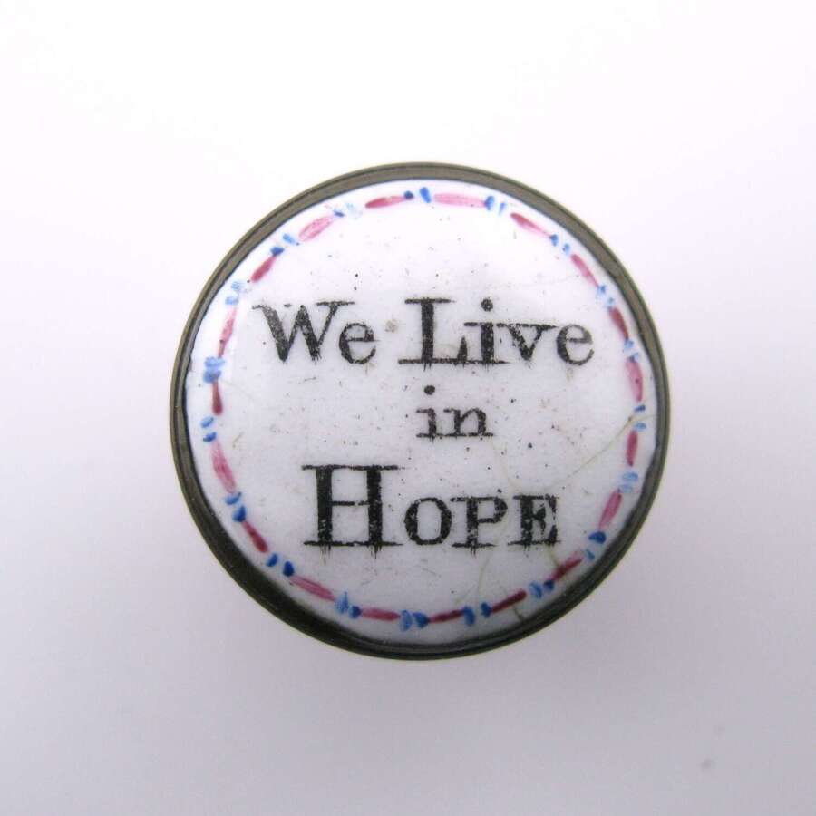 18th-century miniature South Staffordshire Bilston enamel patch/pill box