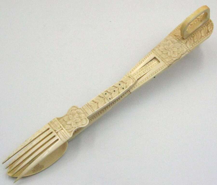 19th-century Whale Bone/Whalebone Scrimshaw Vegetable/Salad Tongs